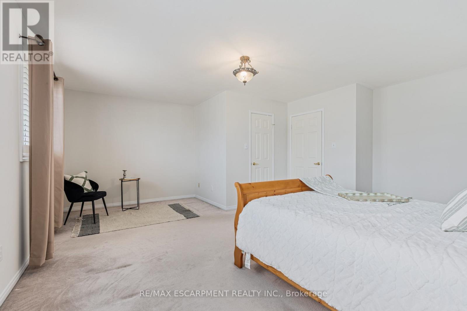 2393 Dalebrook Drive, Oakville, Ontario  L6H 6K4 - Photo 26 - W13028568