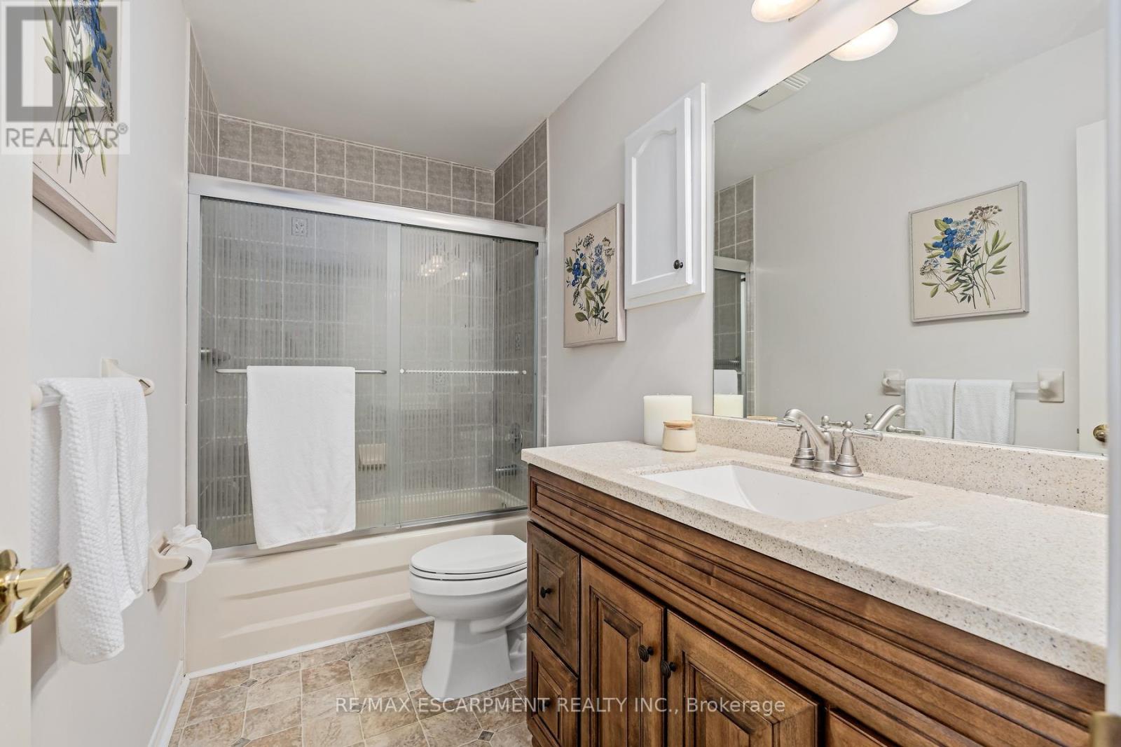 2393 Dalebrook Drive, Oakville, Ontario  L6H 6K4 - Photo 30 - W13028568