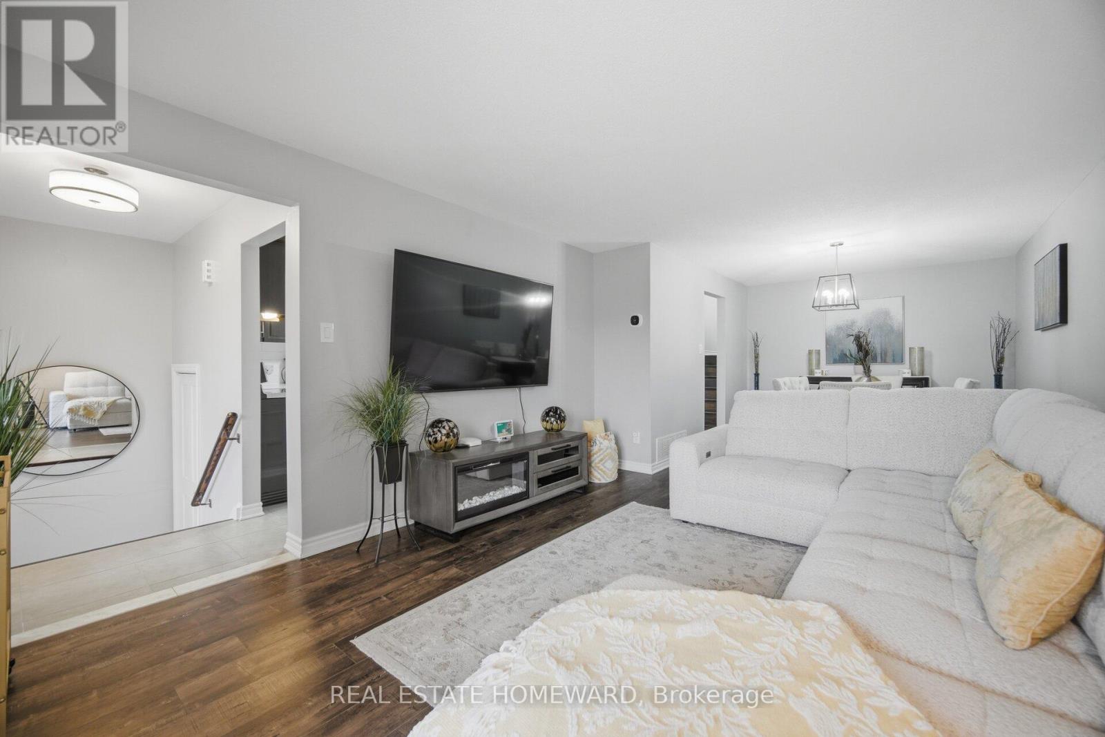 309 Royal Salisbury Way, Brampton, Ontario  L6V 3G4 - Photo 9 - W13028584