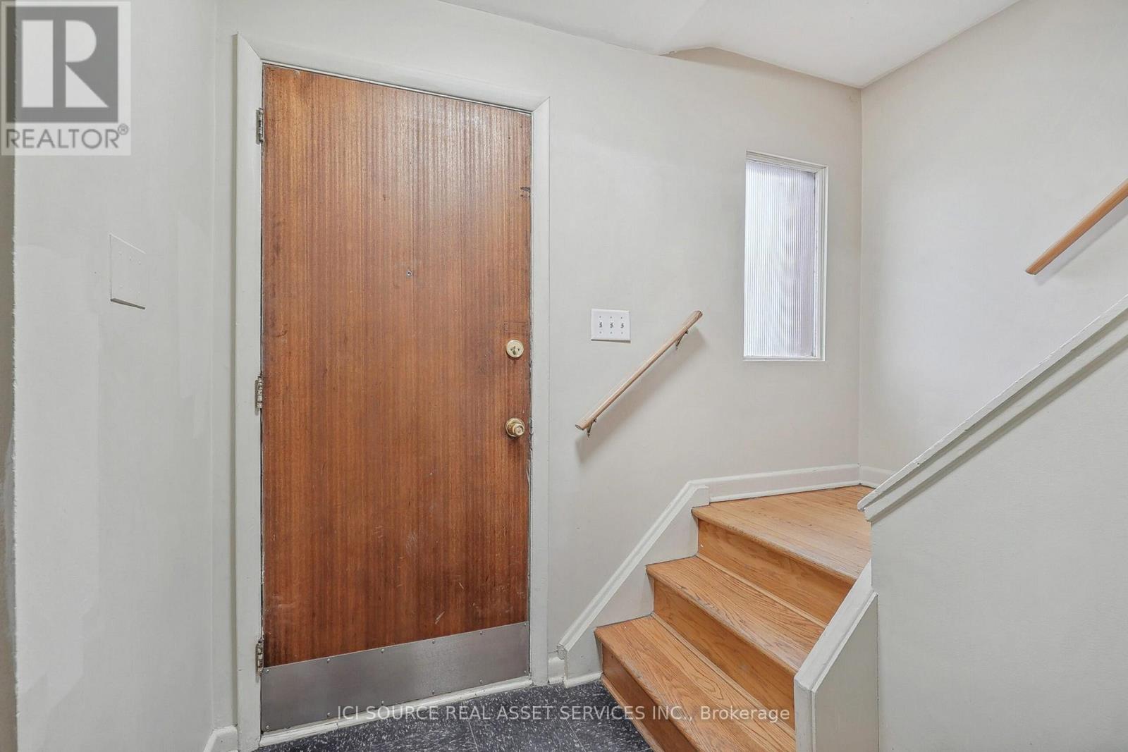 1391 Claymor Avenue, Ottawa, Ontario  K2C 1S5 - Photo 5 - X13028524