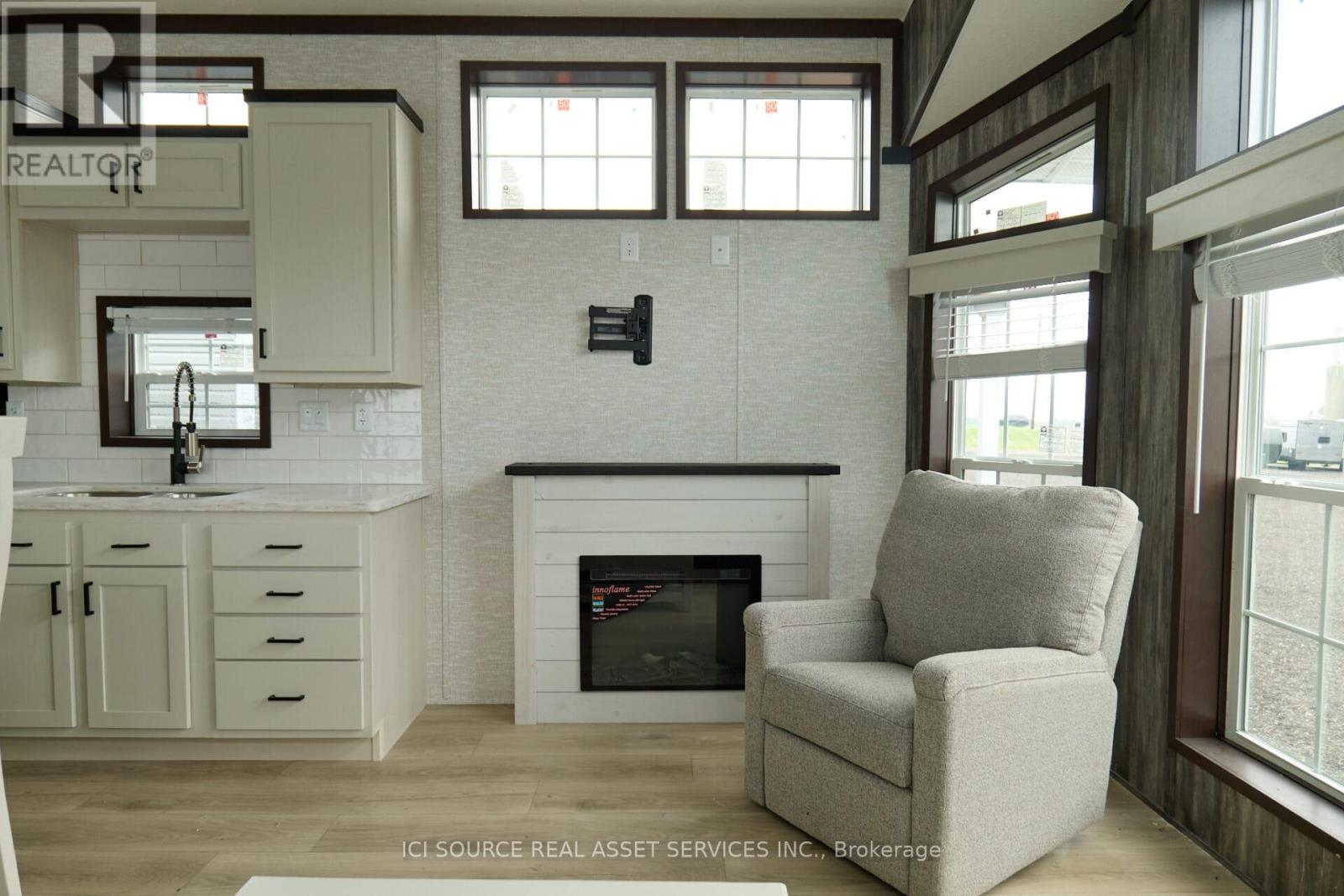 Lgths - 1082 Shamrock Marina Road, Gravenhurst, Ontario  P0E 1N0 - Photo 3 - X13028572