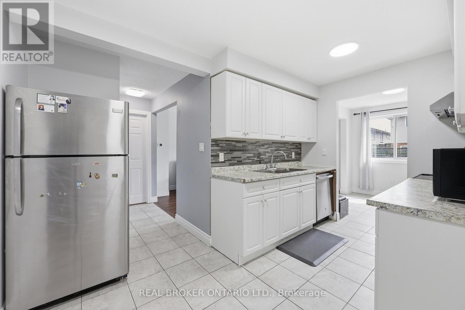 29 - 262 Kenora Avenue, Hamilton, Ontario  L8E 3Y3 - Photo 17 - X13028576