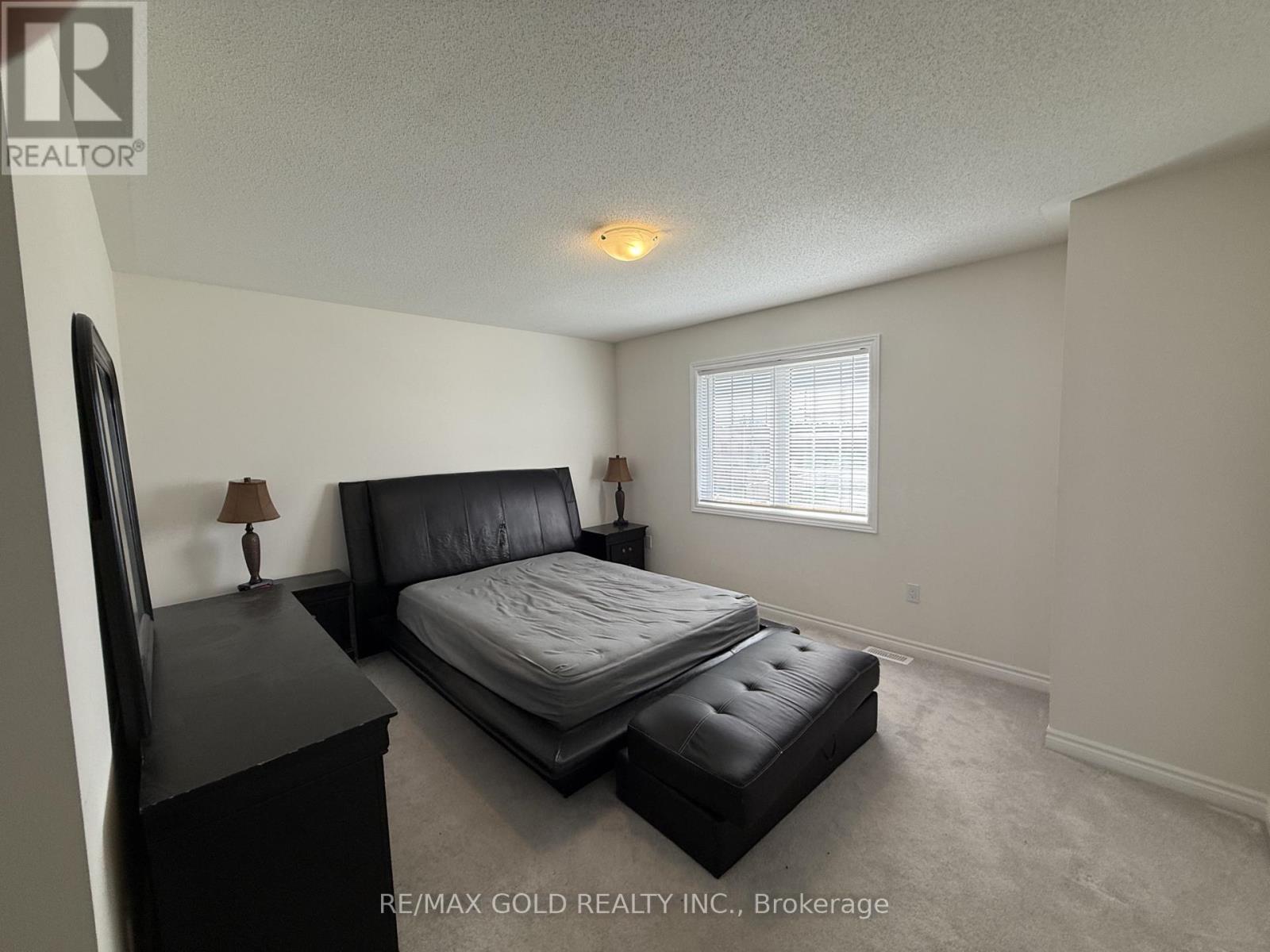 11 Fenn Crescent, New Tecumseth, Ontario  L9R 0X1 - Photo 12 - N13027500