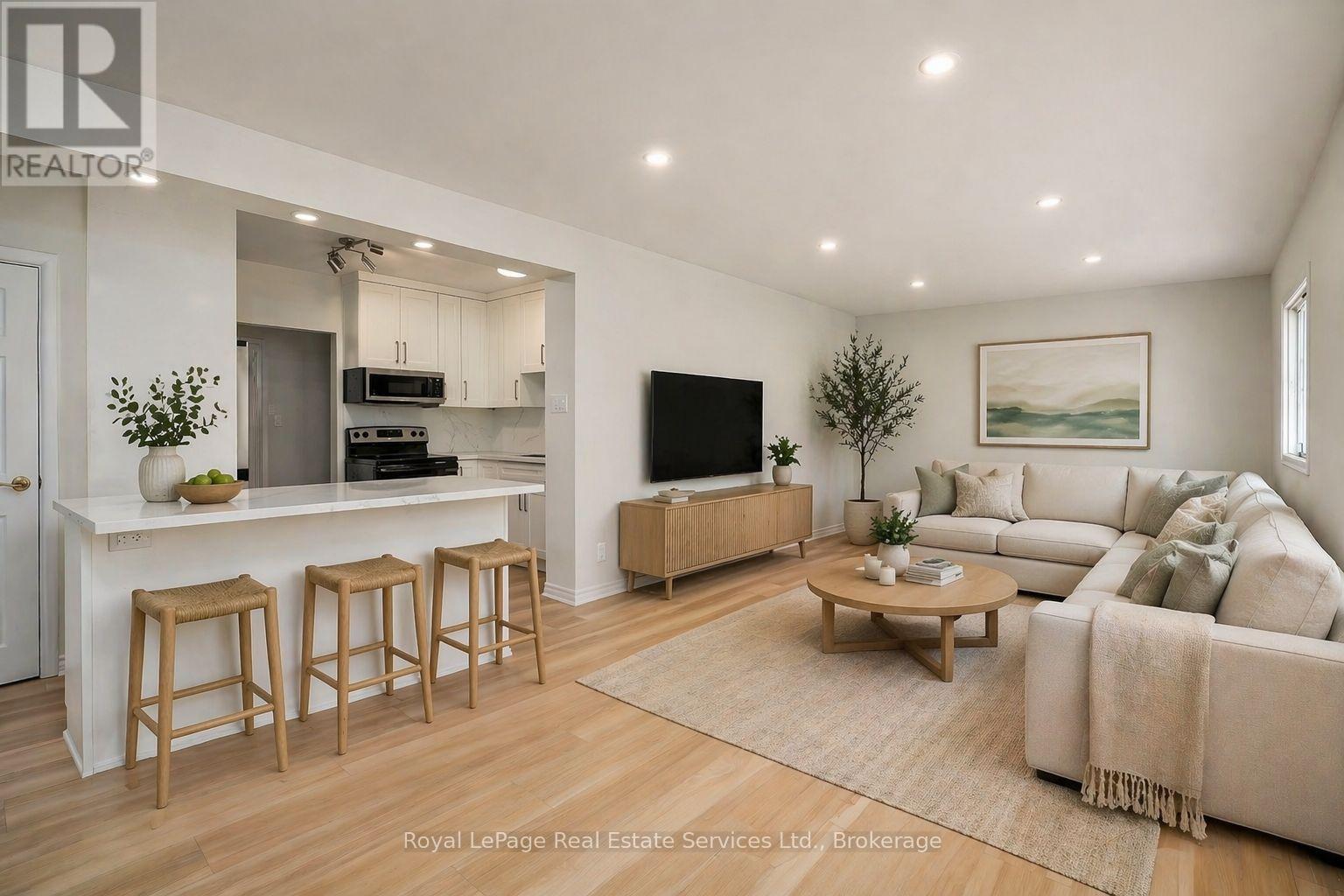 2043 Devon Road, Oakville, Ontario  L6J 2N1 - Photo 17 - W13026482