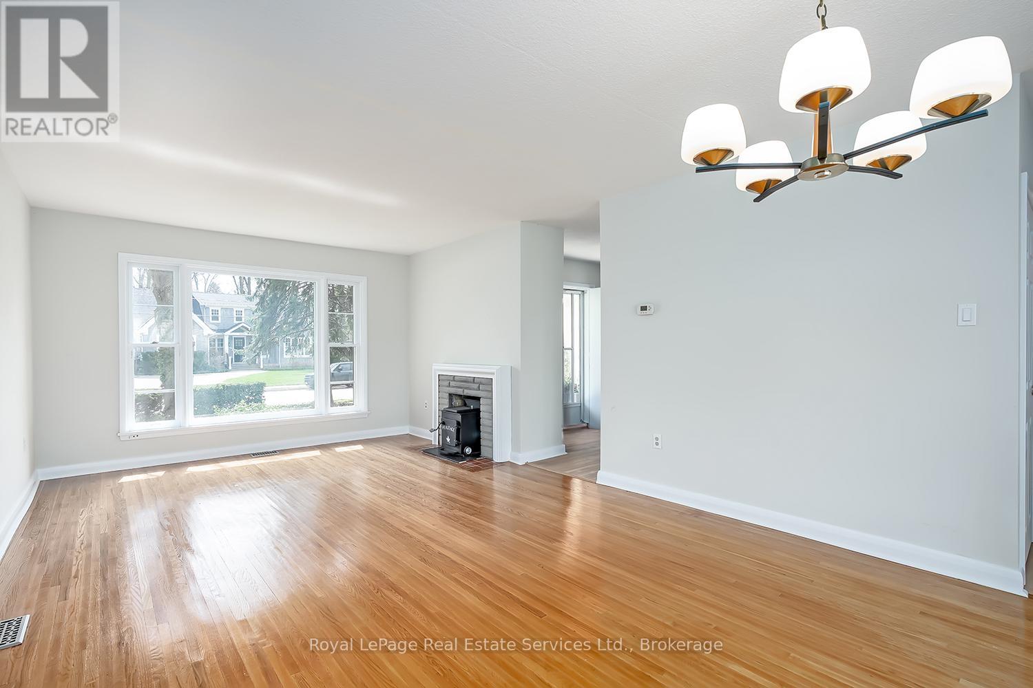 2043 Devon Road, Oakville, Ontario  L6J 2N1 - Photo 11 - W13026482