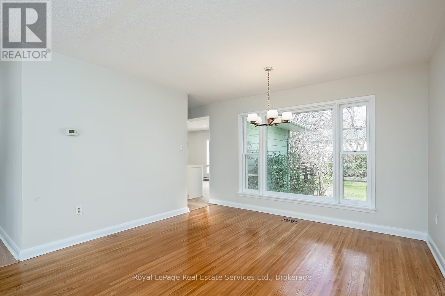 2043 Devon Road, Oakville, Ontario  L6J 2N1 - Photo 8 - W13026482