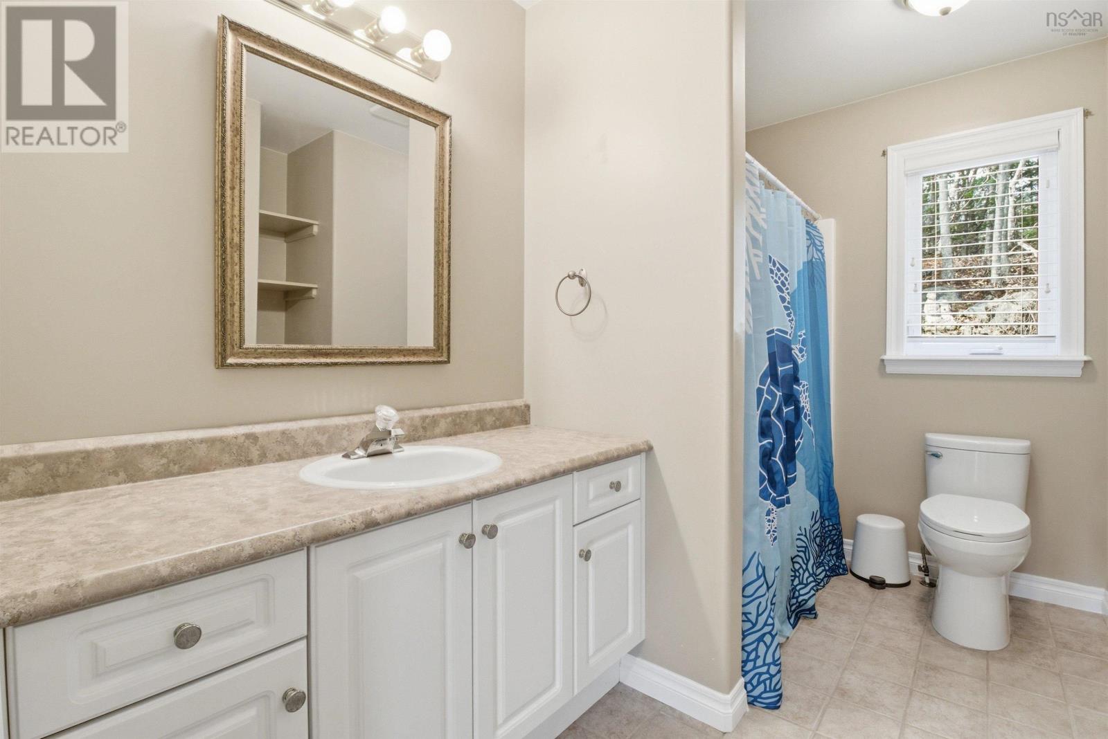 289 Nottingham Street, Bedford, Nova Scotia  B4A 4G8 - Photo 35 - 202608192