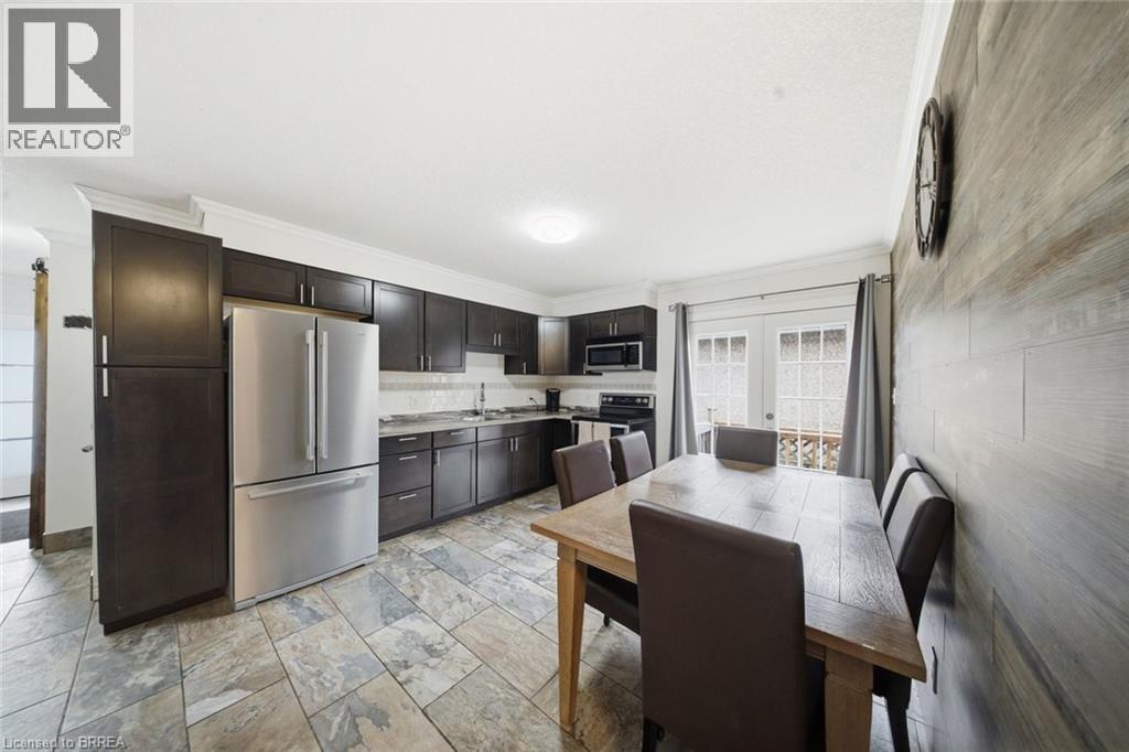 70 Avenue Road, Cambridge, Ontario  N1R 1B9 - Photo 11 - 40822777