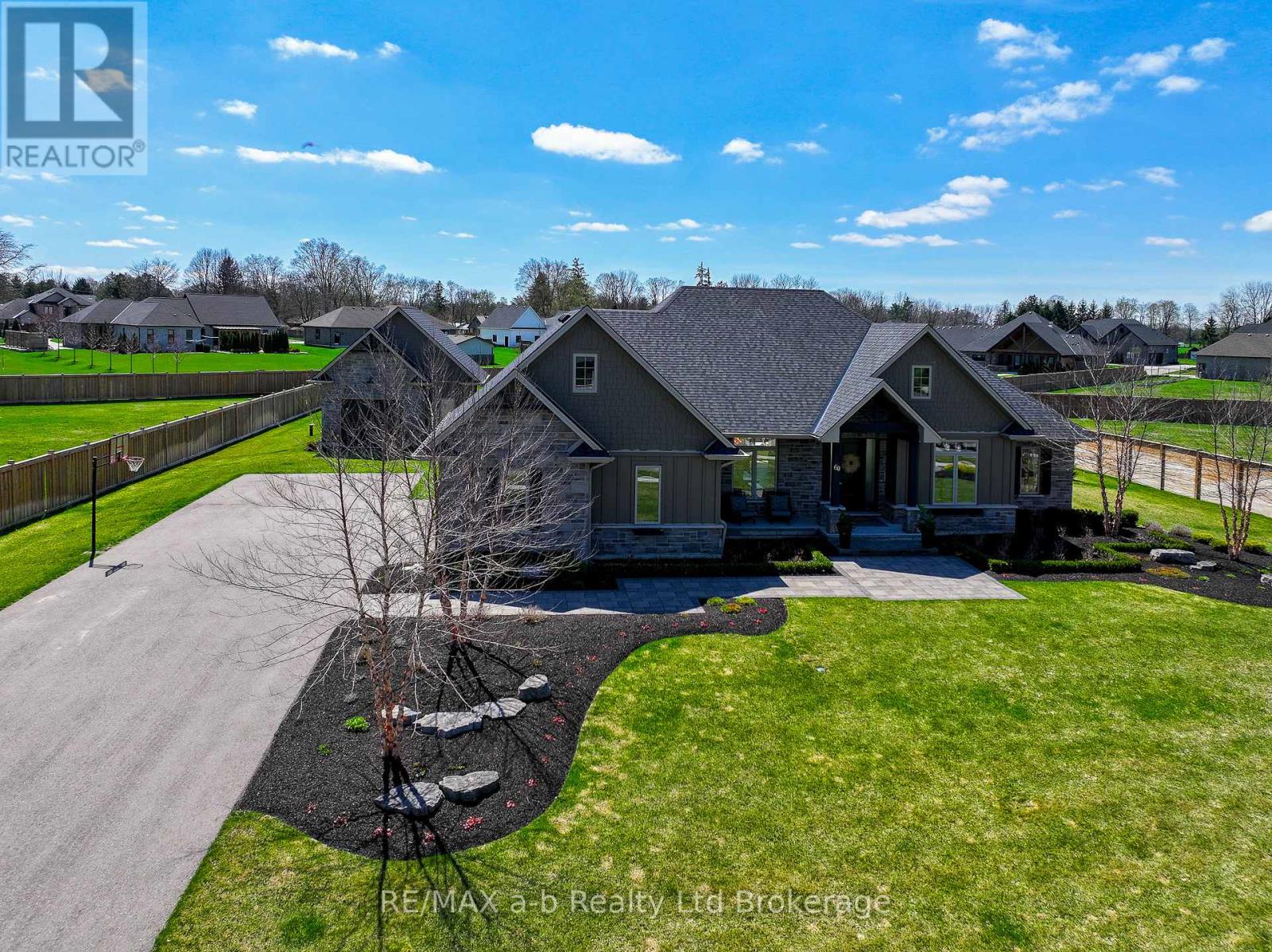 60 August Crescent, Norwich, Ontario  N0J 1R0 - Photo 5 - X13025958