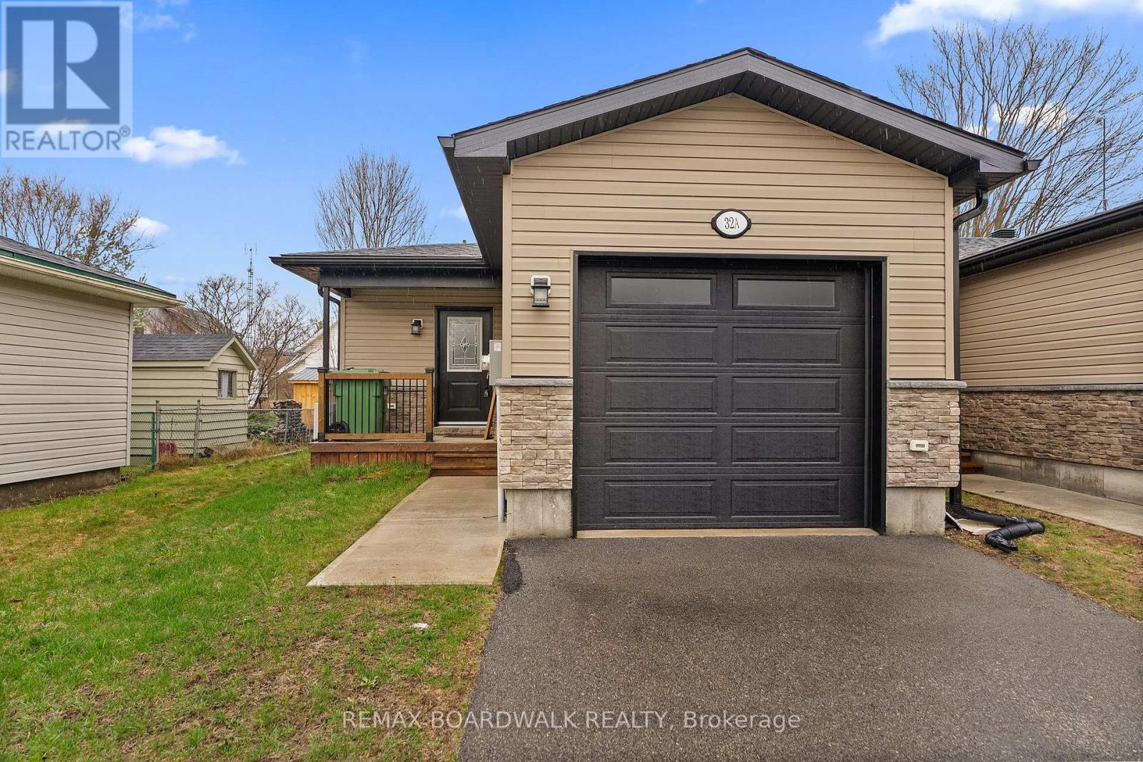 A - 32 DAVID STREET, Edwardsburgh/Cardinal, Ontario