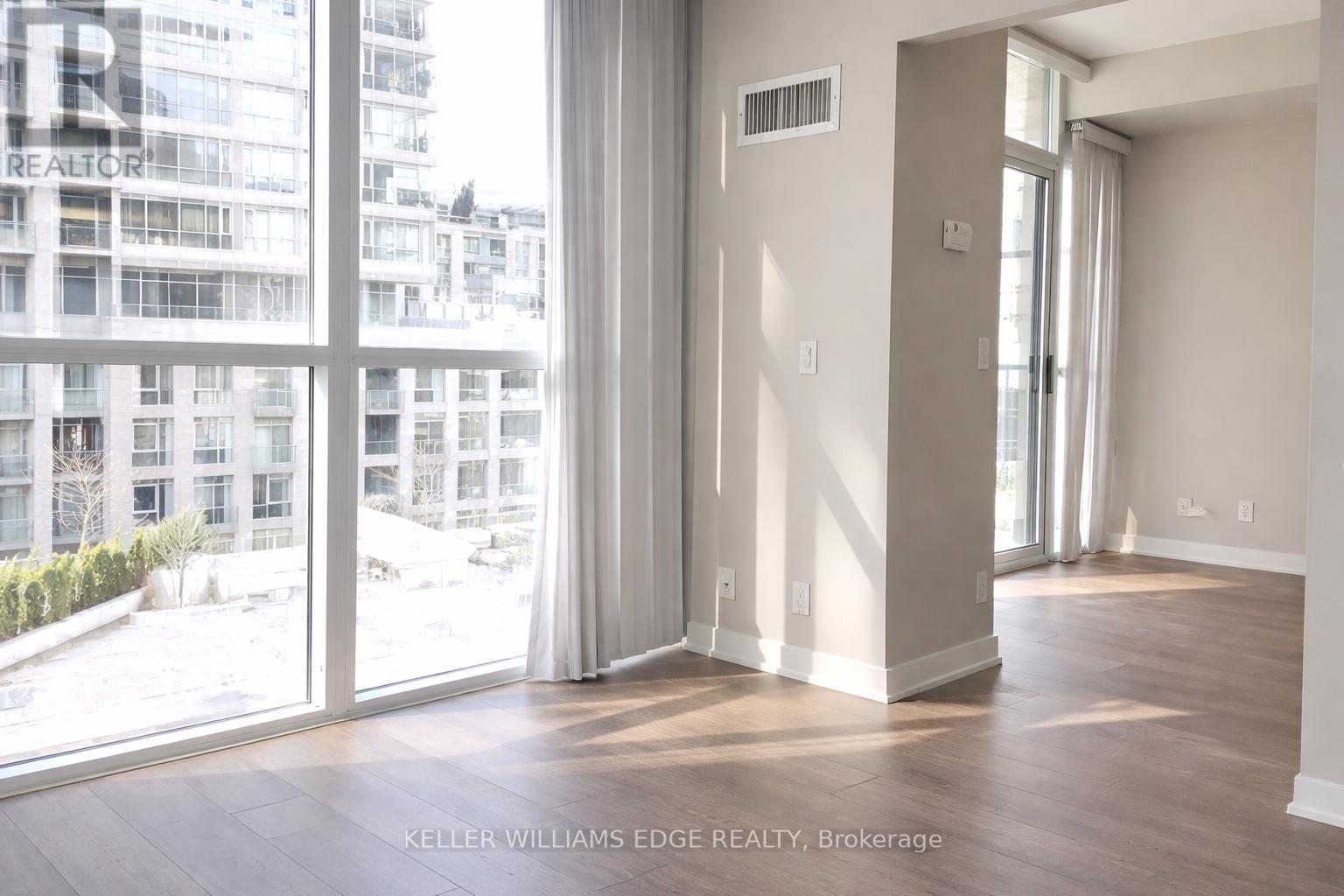 1013 - 21 Nelson Street, Toronto, Ontario  M5V 1T8 - Photo 5 - C13028598