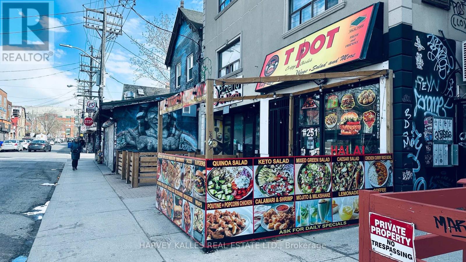 MAIN - 251 AUGUSTA AVENUE, Toronto, Ontario