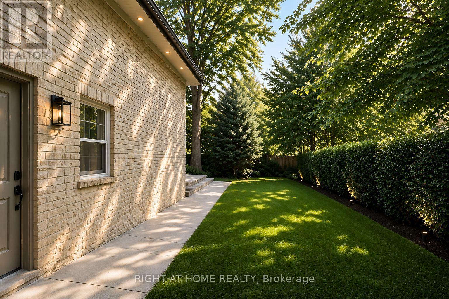 15 Foursome Crescent, Toronto, Ontario  M2P 1W1 - Photo 18 - C13028612