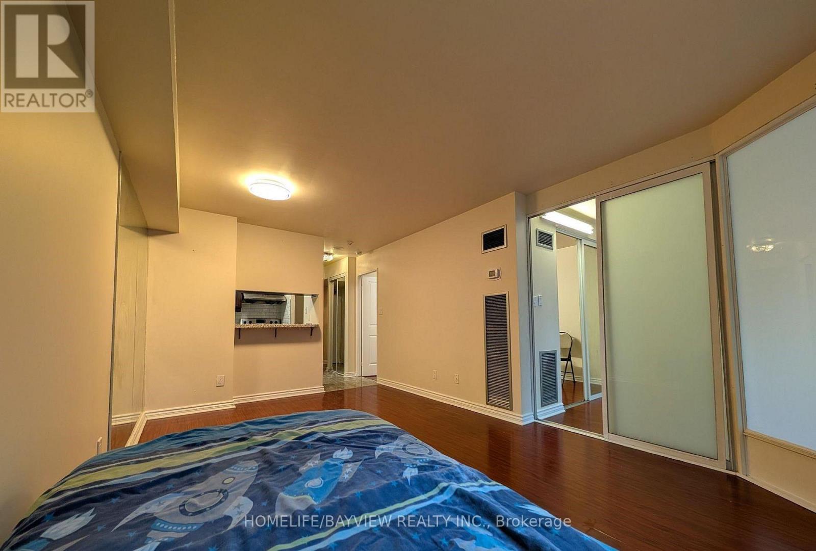 222 - 633 Bay Street, Toronto, Ontario  M5G 2G4 - Photo 7 - C13028662