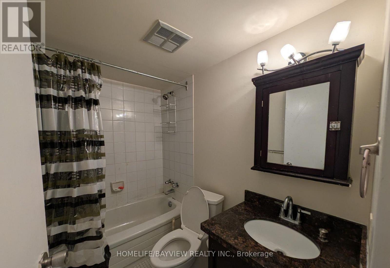 222 - 633 Bay Street, Toronto, Ontario  M5G 2G4 - Photo 8 - C13028662