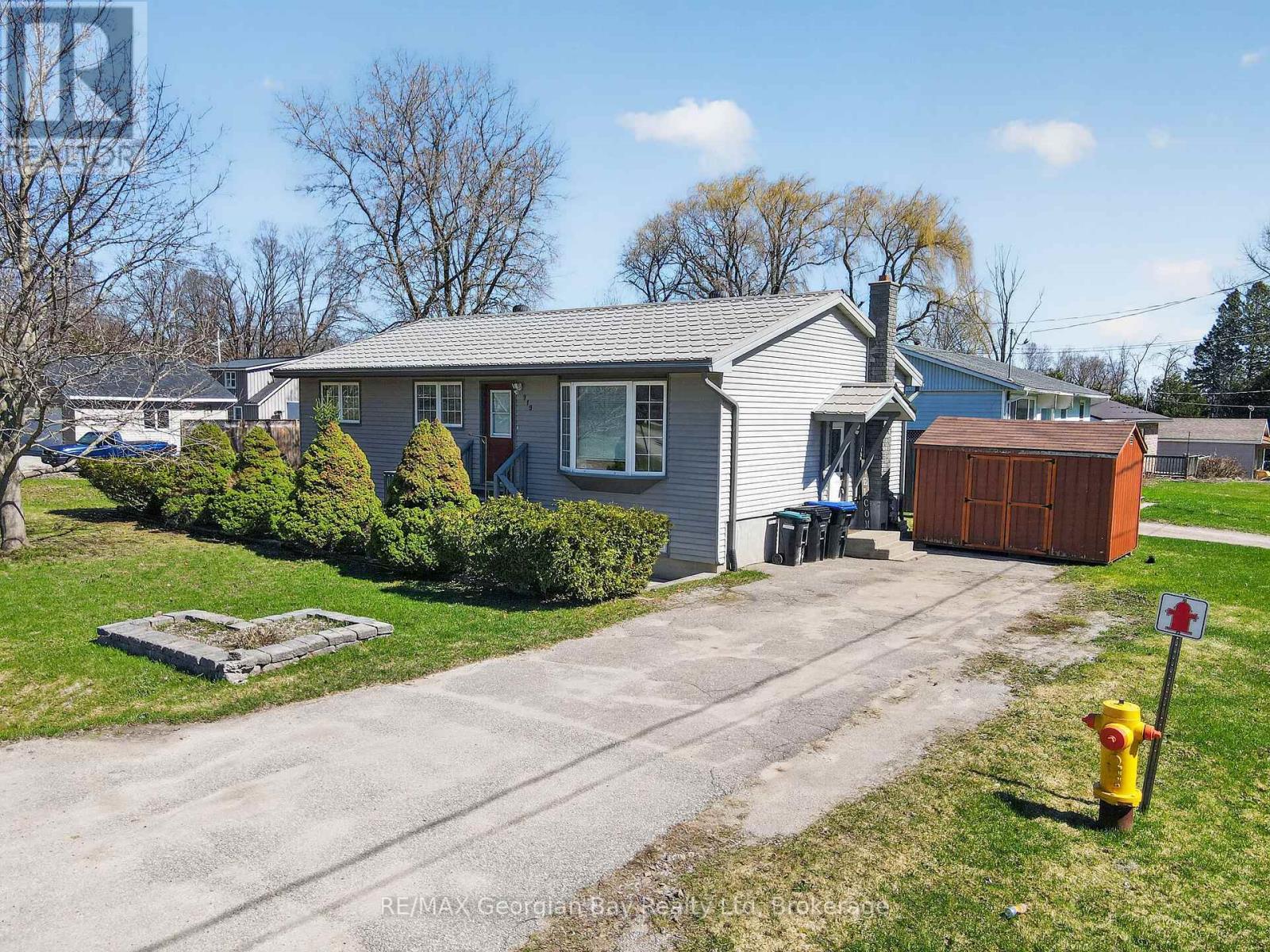 919 Eighth Avenue, Tay, Ontario  L0K 1R0 - Photo 2 - S13028624