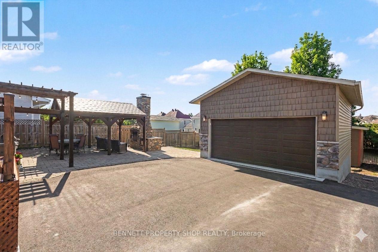 493 Laurier Street, Clarence-Rockland, Ontario  K4K 1E7 - Photo 3 - X13026010