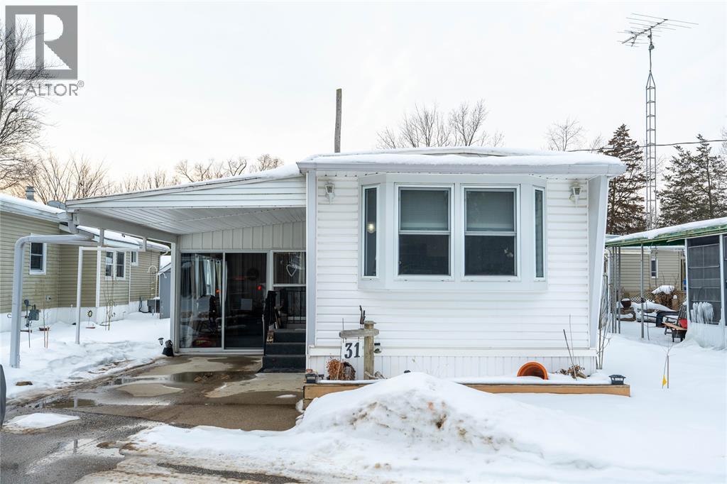 1940 LONDON LINE Unit# 31, Sarnia, Ontario