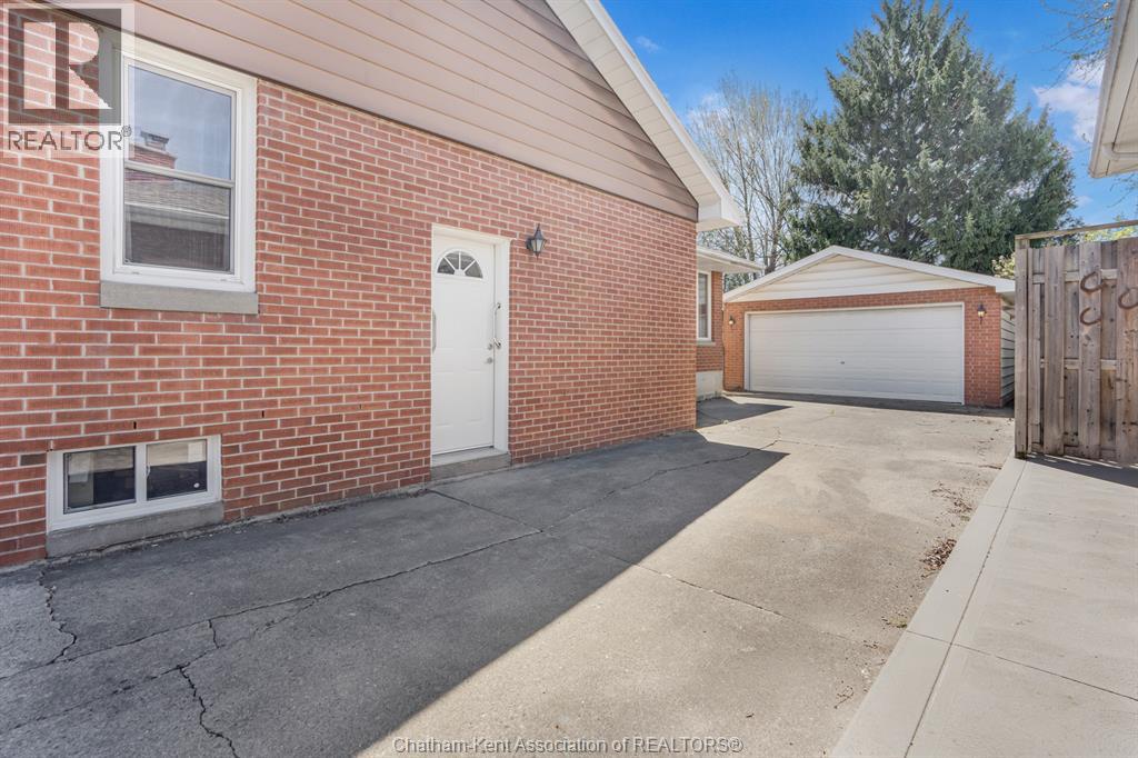 120 Churchill Street, Chatham, Ontario  N7L 3T5 - Photo 18 - 26008742