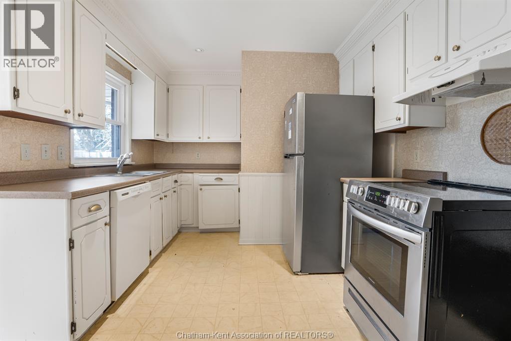120 Churchill Street, Chatham, Ontario  N7L 3T5 - Photo 4 - 26008742