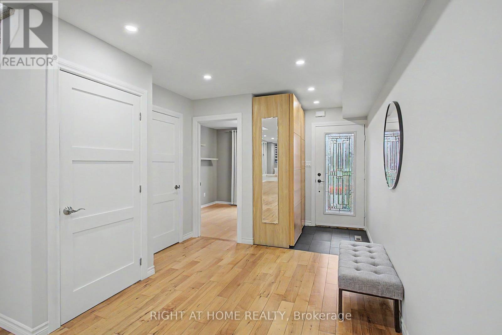 71 Avenue Road, Richmond Hill, Ontario  L4C 9N6 - Photo 14 - N13028618