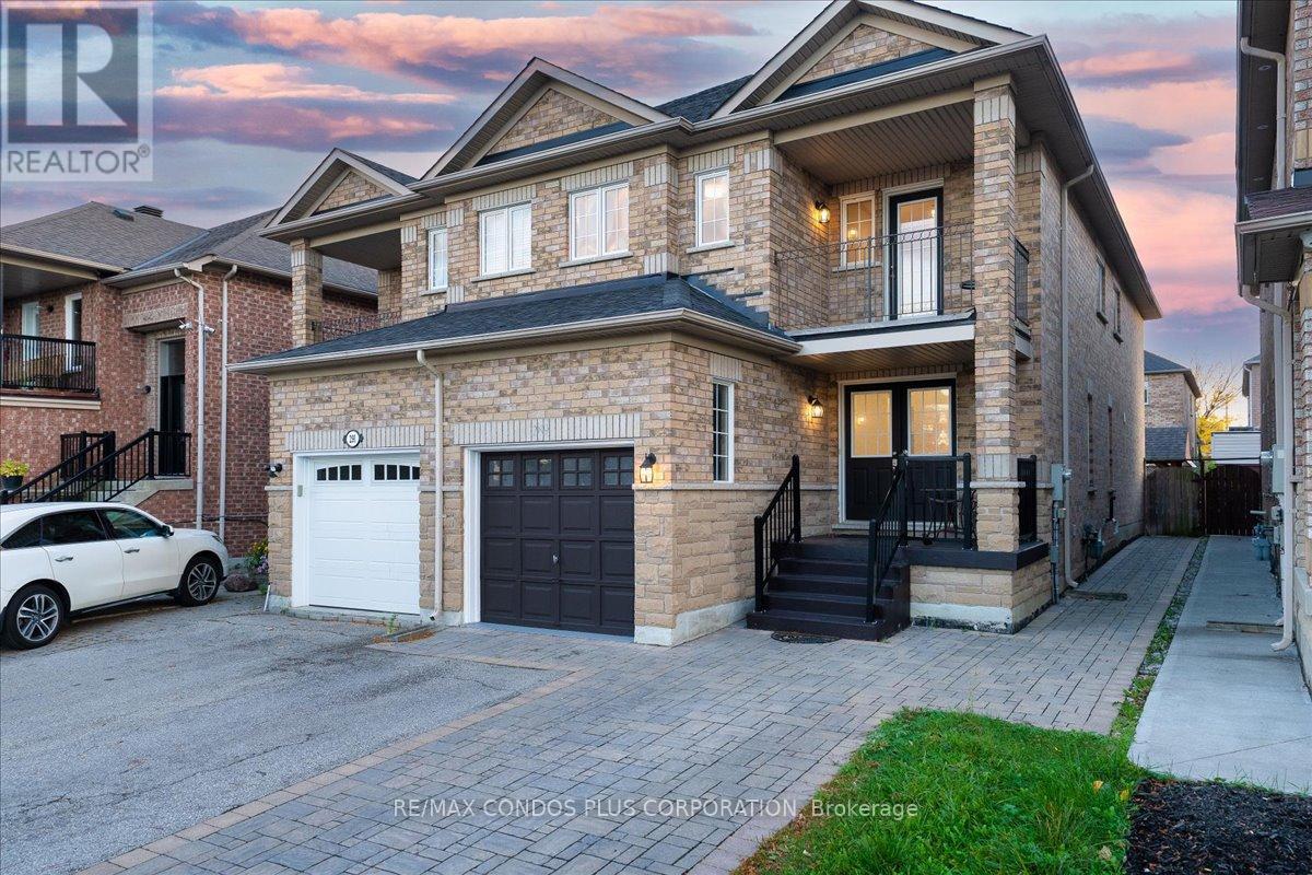 289 DEEPSPRINGS CRESCENT, Vaughan, Ontario