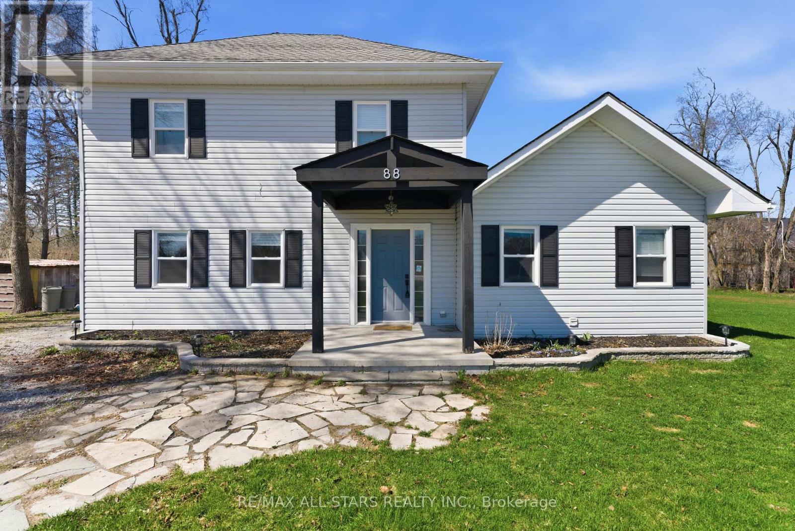 88 VICTORIA ROAD, Georgina, Ontario