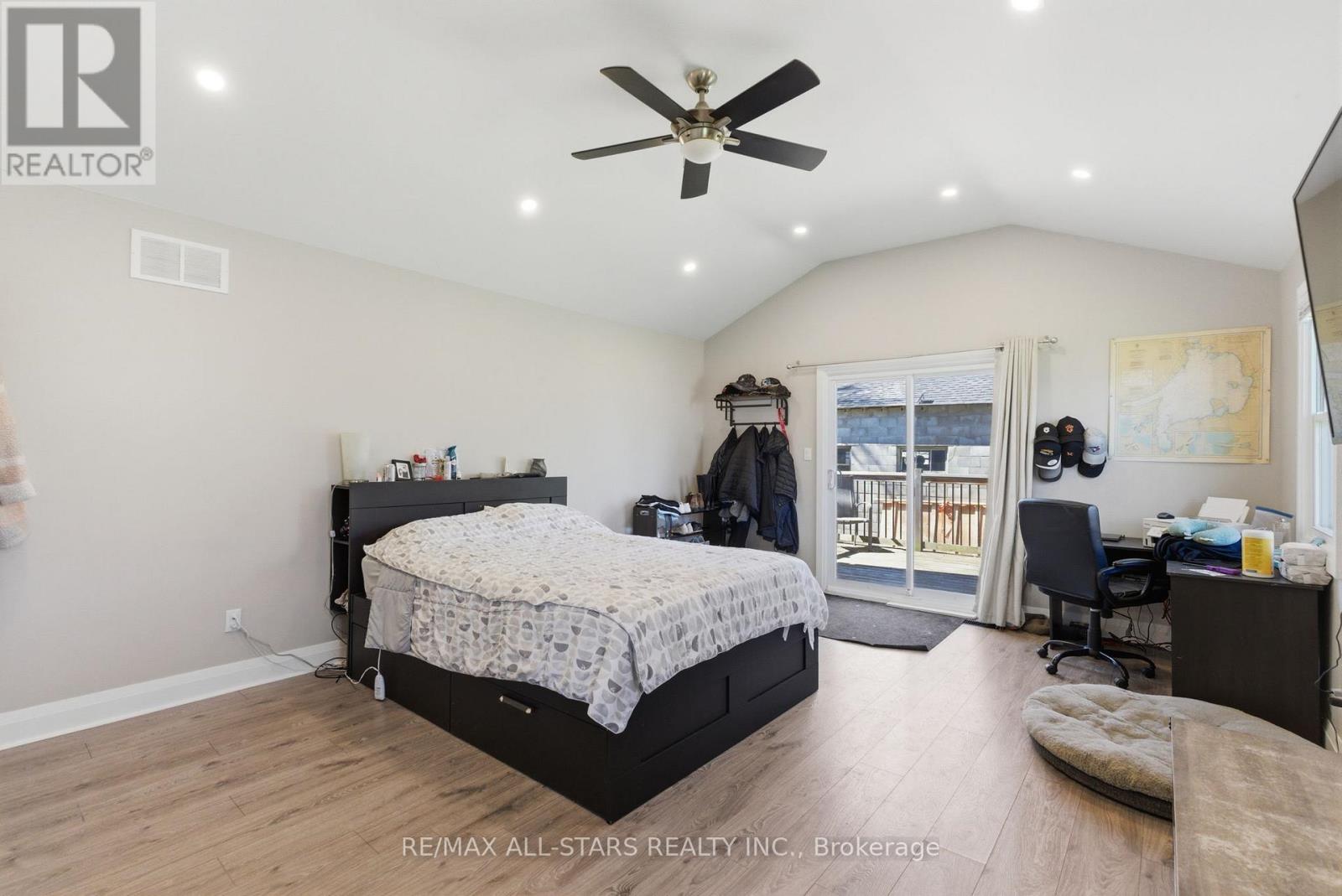 88 Victoria Road, Georgina, Ontario  L0E 1N0 - Photo 14 - N13028658