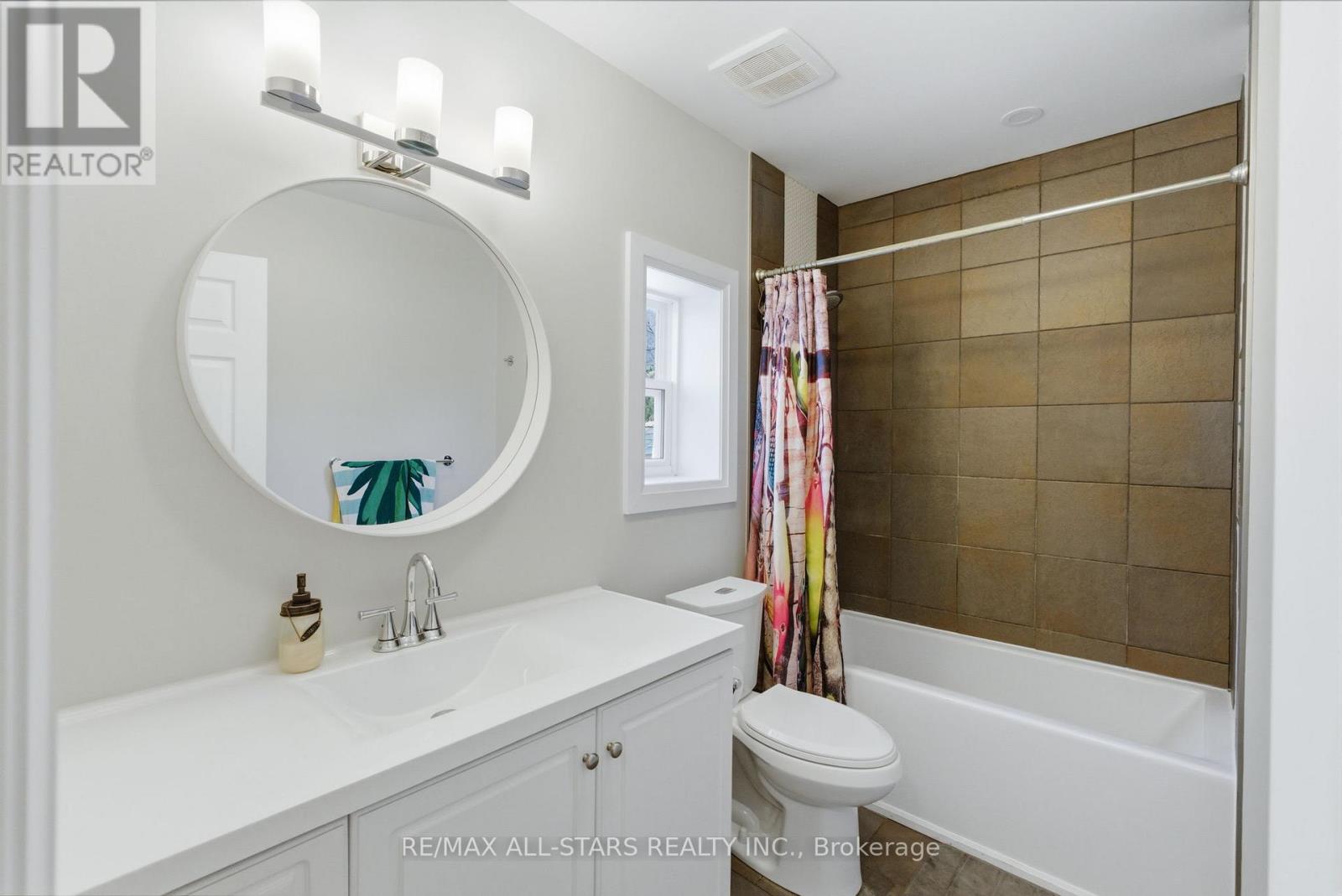 88 Victoria Road, Georgina, Ontario  L0E 1N0 - Photo 22 - N13028658