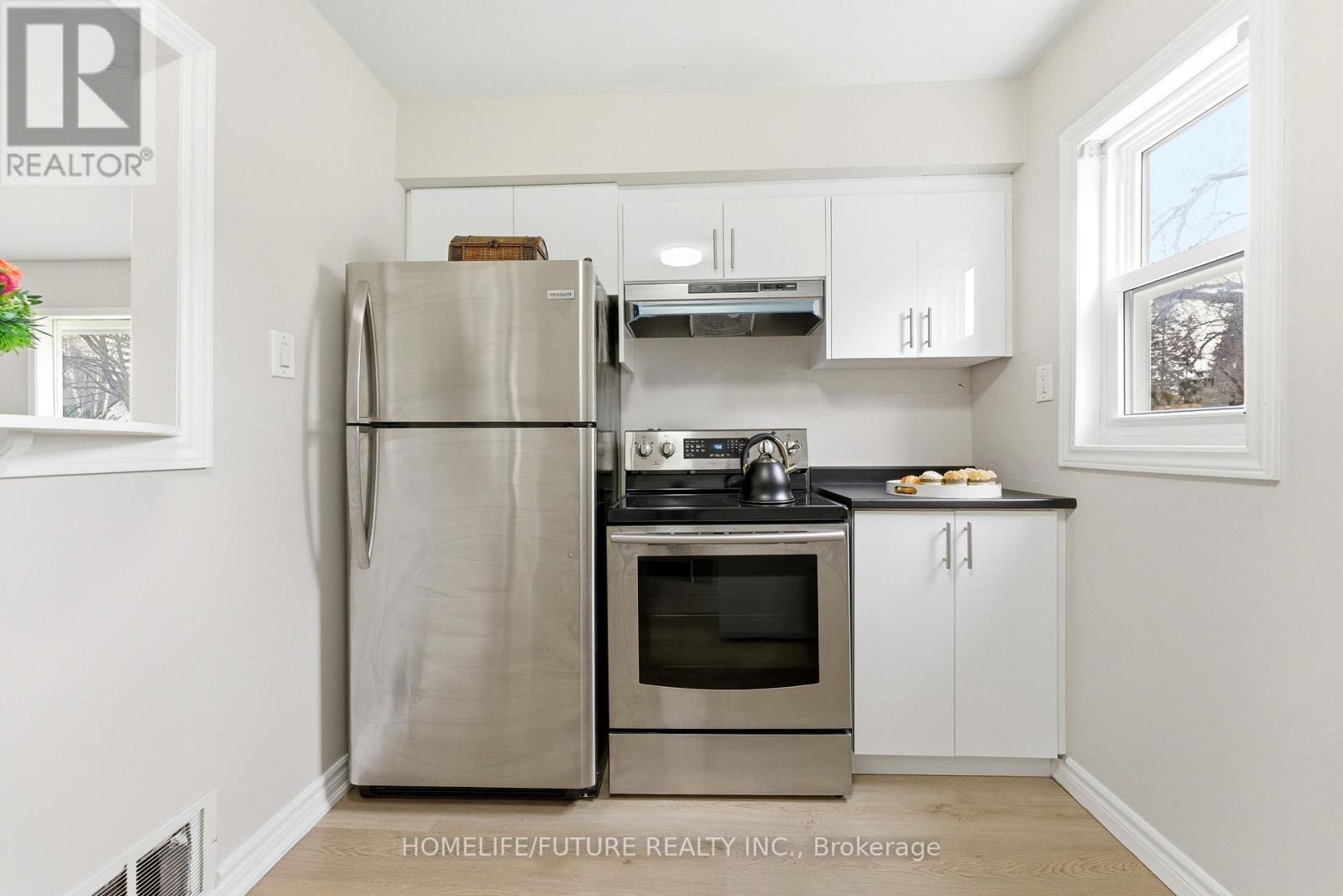 102 Kings Crescent, Ajax, Ontario  L1S 2M7 - Photo 11 - E13016610