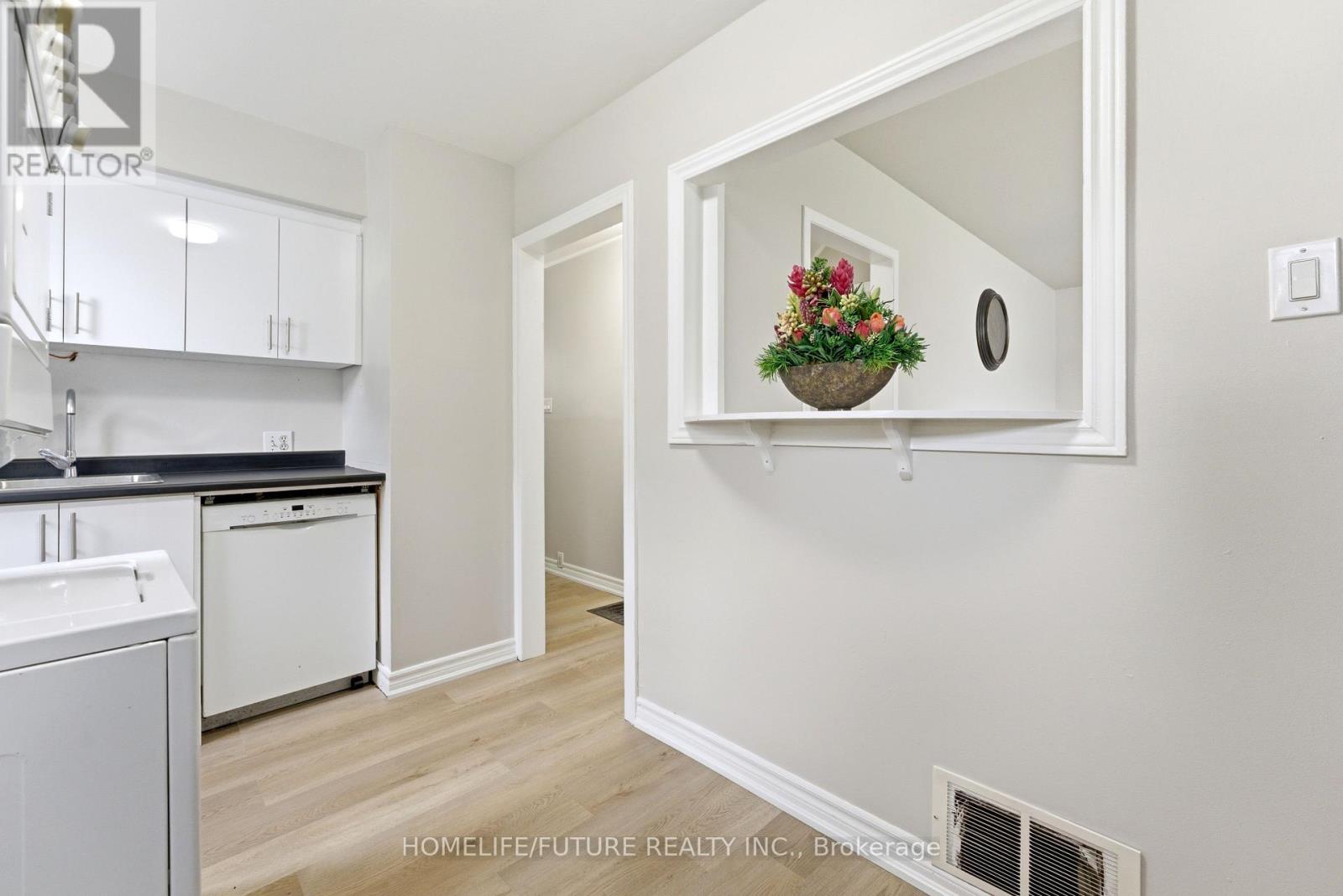 102 Kings Crescent, Ajax, Ontario  L1S 2M7 - Photo 12 - E13016610