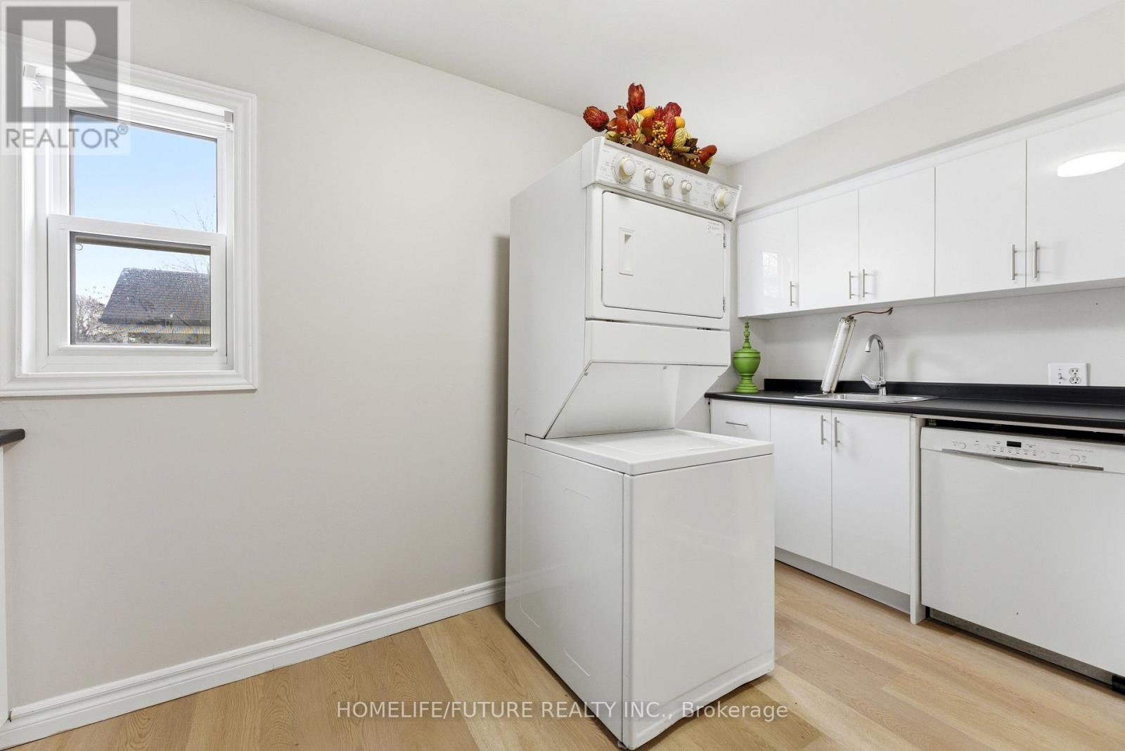 102 Kings Crescent, Ajax, Ontario  L1S 2M7 - Photo 15 - E13016610