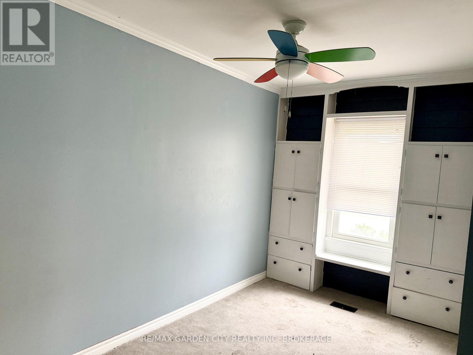 13 Rockwood Avenue, St. Catharines, Ontario  L2P 1E4 - Photo 10 - X12820832