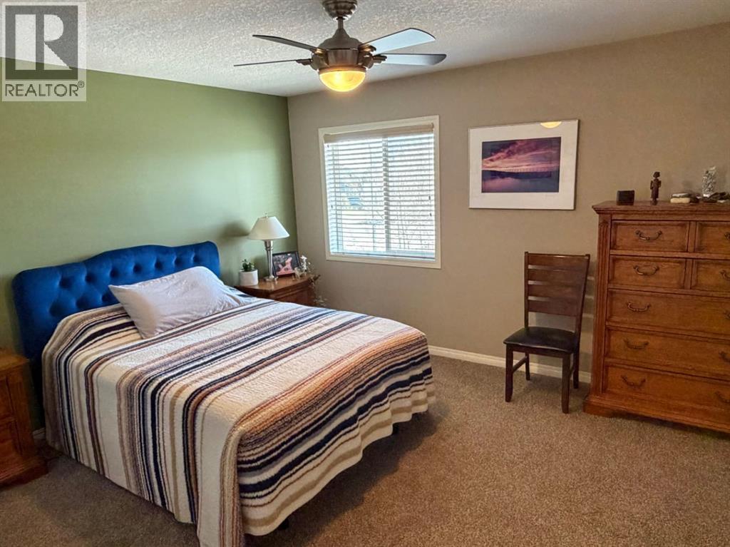 532 Sunridge Crescent W, Lethbridge, Alberta  T1J 0T1 - Photo 17 - A2303504