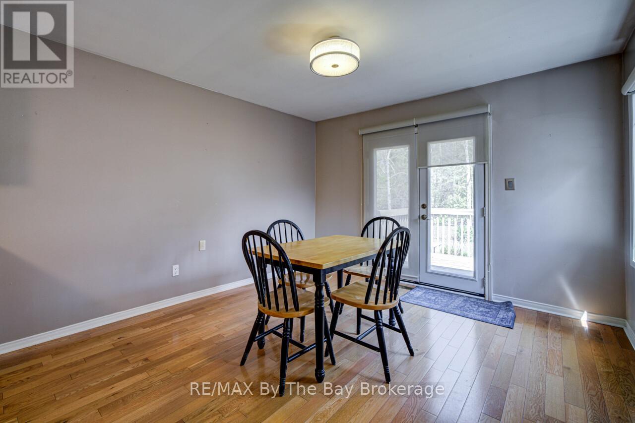 3 Evergreen Crescent, Wasaga Beach, Ontario  L9Z 1B6 - Photo 15 - S13021870