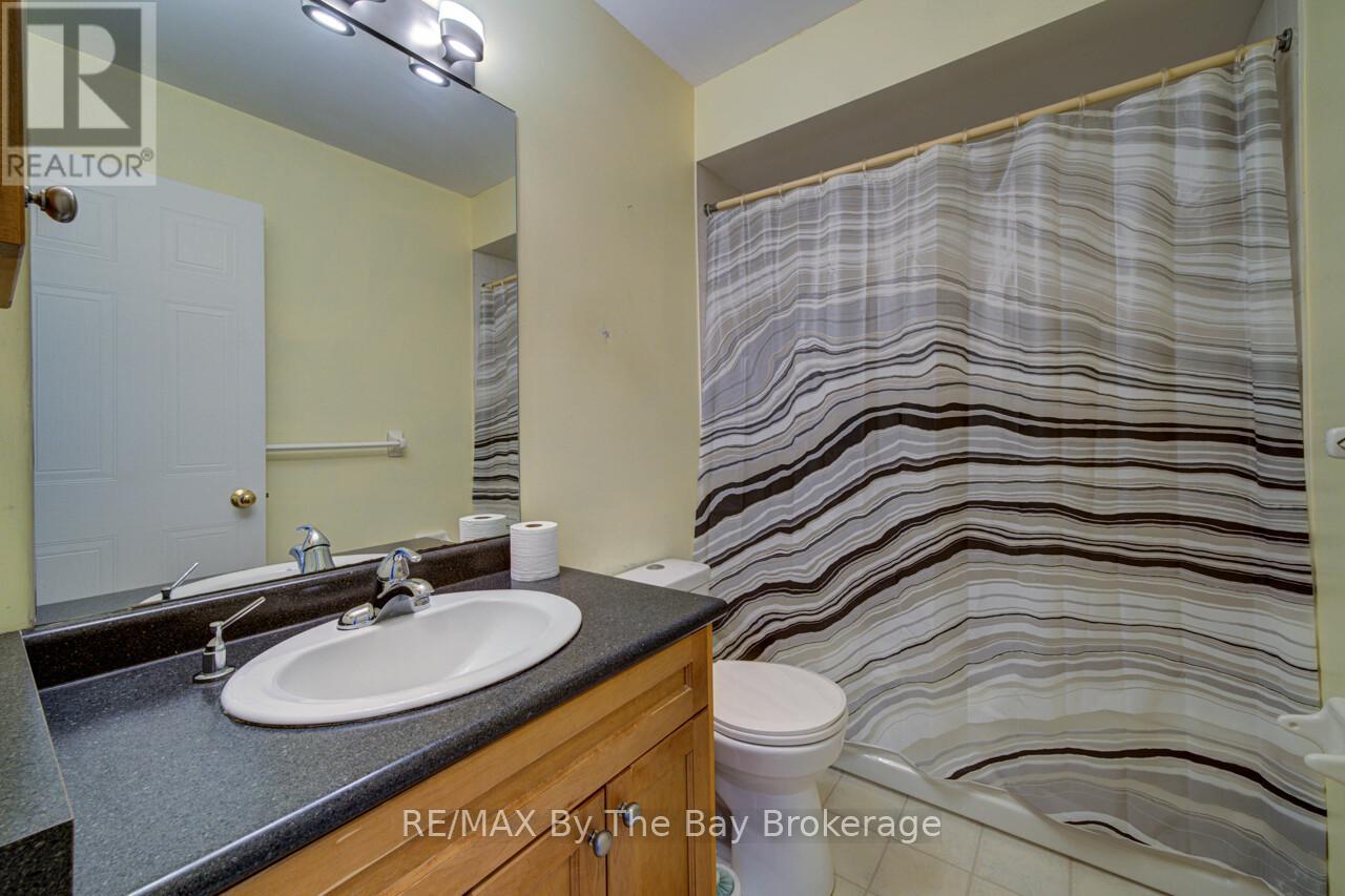 3 Evergreen Crescent, Wasaga Beach, Ontario  L9Z 1B6 - Photo 27 - S13021870