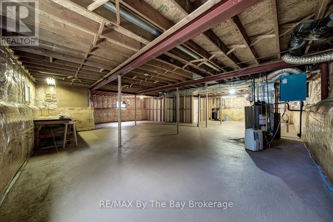 3 Evergreen Crescent, Wasaga Beach, Ontario  L9Z 1B6 - Photo 34 - S13021870