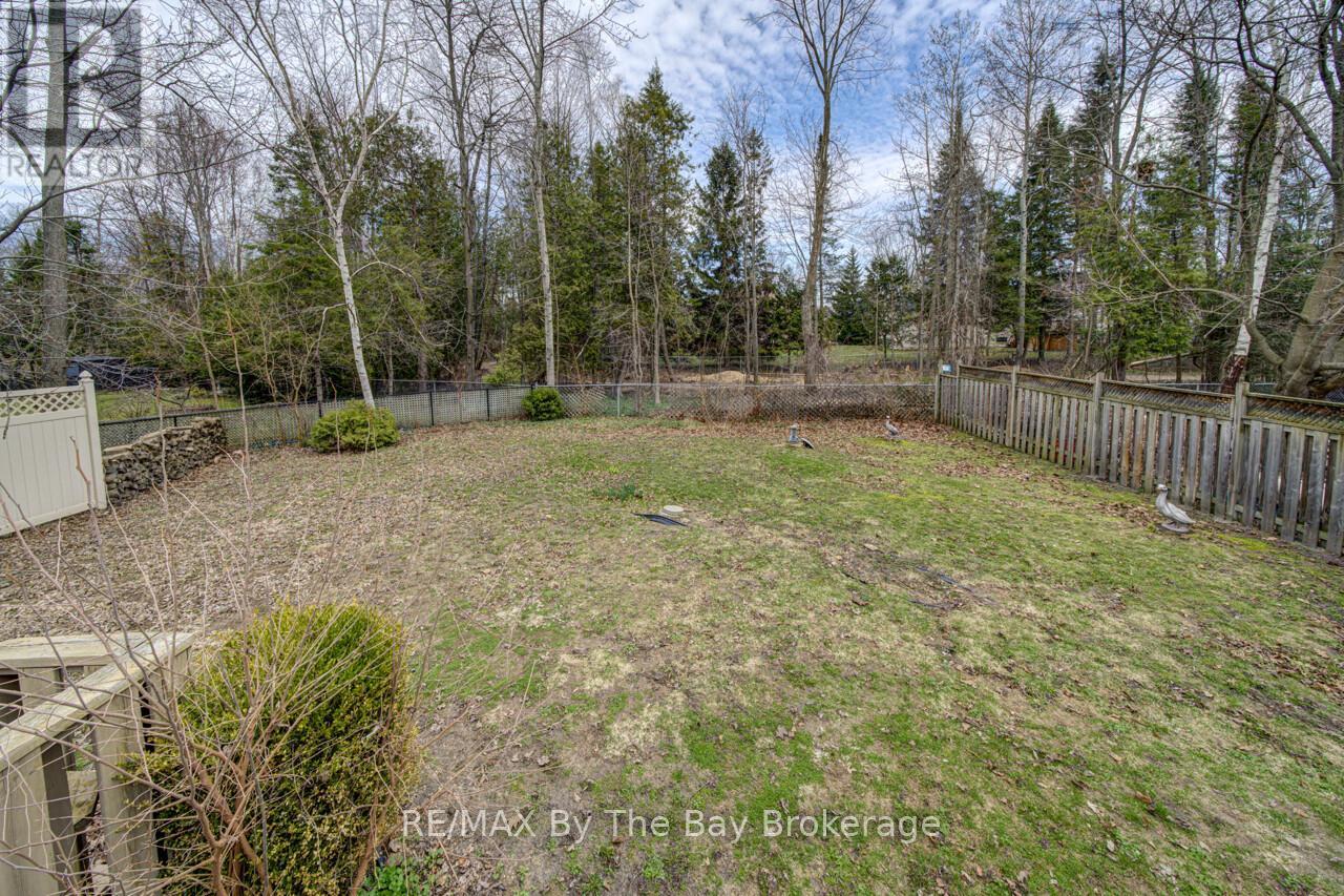 3 Evergreen Crescent, Wasaga Beach, Ontario  L9Z 1B6 - Photo 37 - S13021870