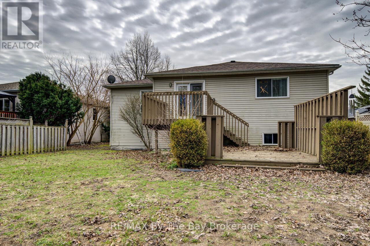 3 Evergreen Crescent, Wasaga Beach, Ontario  L9Z 1B6 - Photo 39 - S13021870