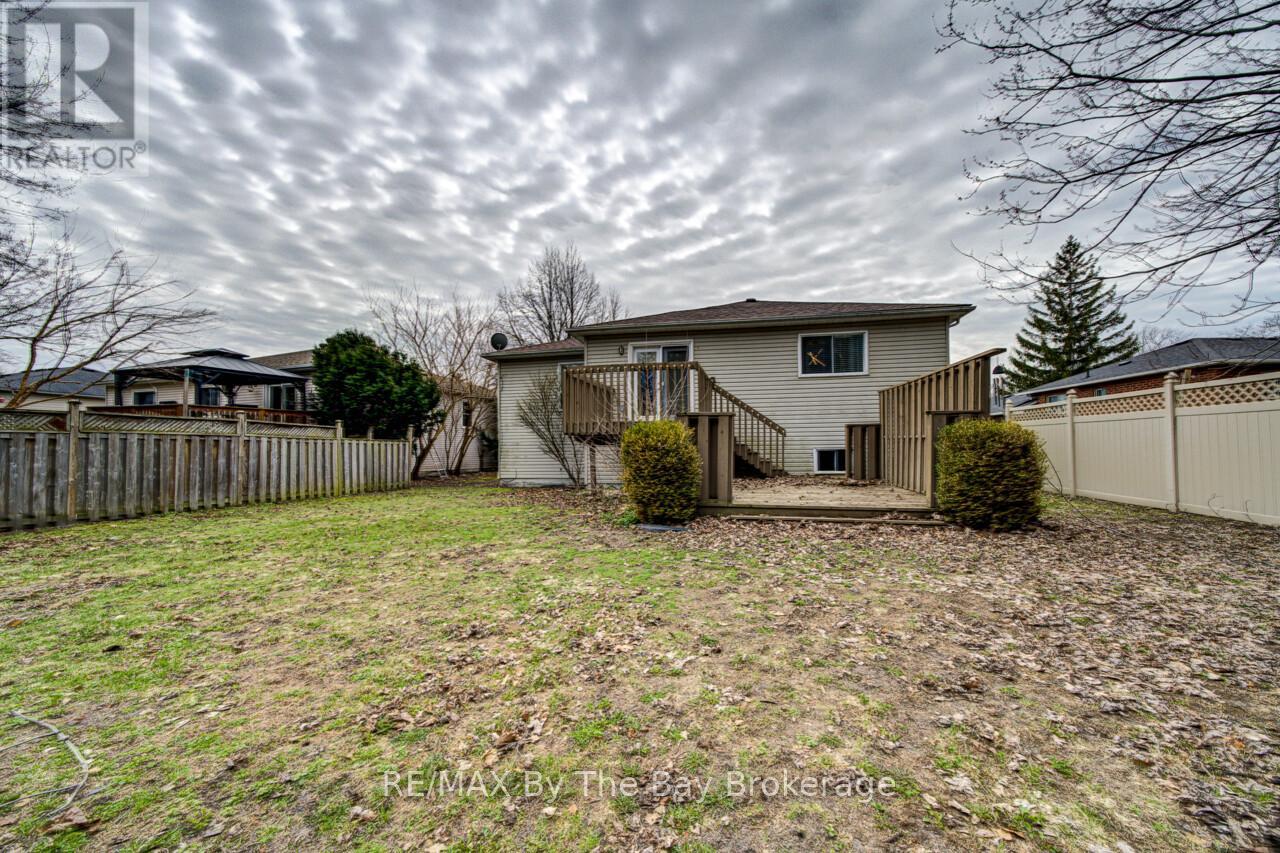 3 Evergreen Crescent, Wasaga Beach, Ontario  L9Z 1B6 - Photo 40 - S13021870