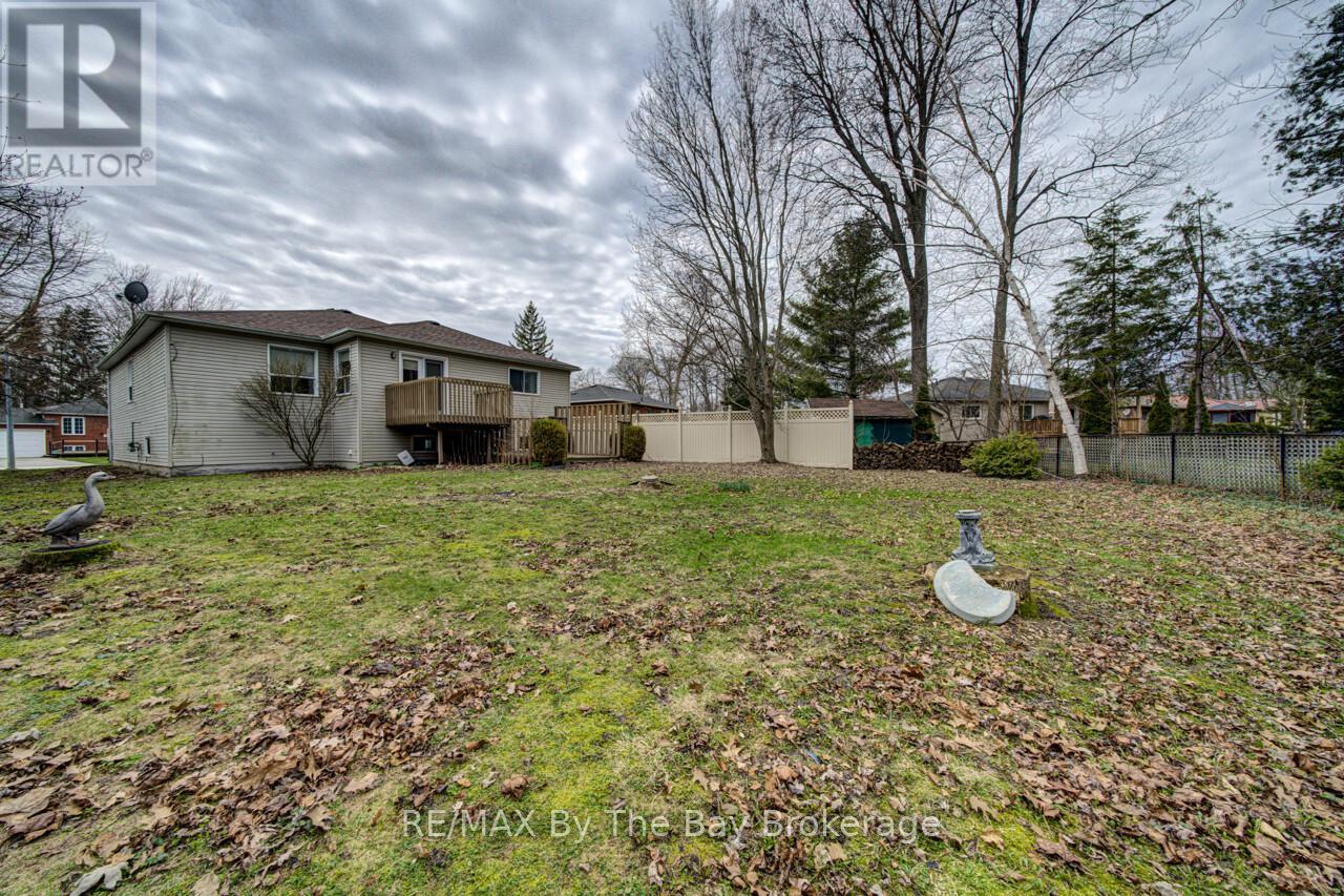 3 Evergreen Crescent, Wasaga Beach, Ontario  L9Z 1B6 - Photo 42 - S13021870