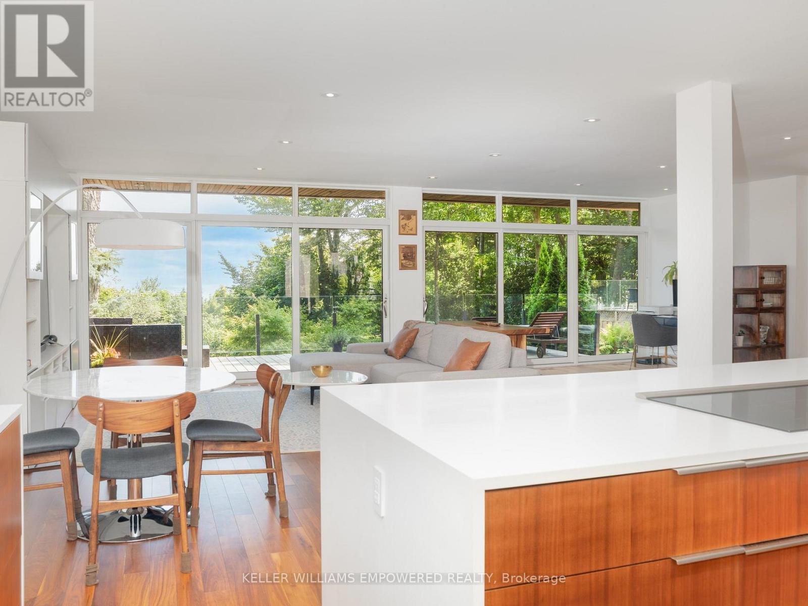 9 Fenwood Heights, Toronto, Ontario  M1M 2V6 - Photo 11 - E12765642