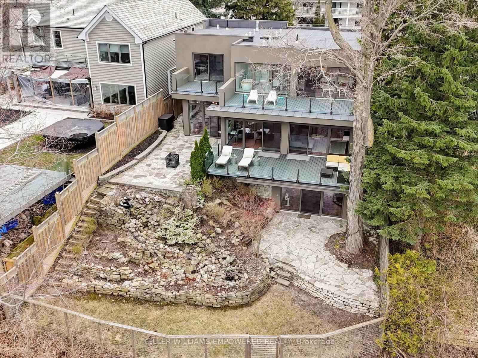 9 Fenwood Heights, Toronto, Ontario  M1M 2V6 - Photo 4 - E12765642