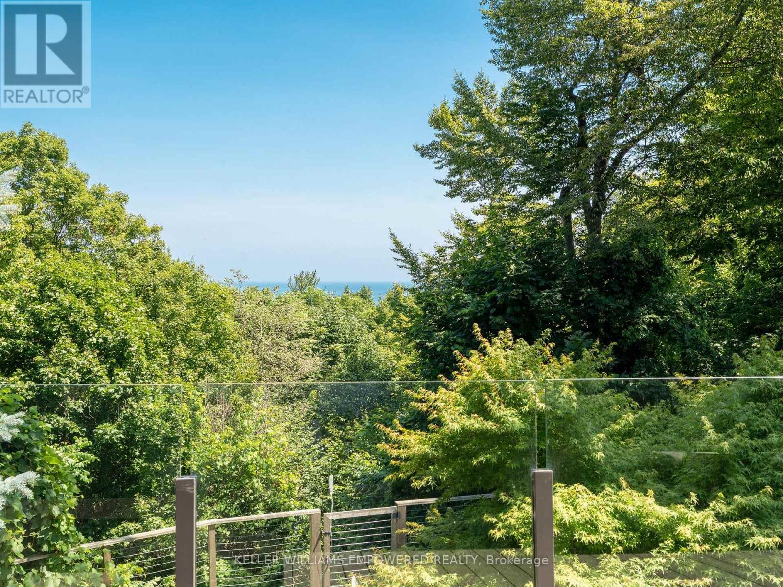 9 Fenwood Heights, Toronto, Ontario  M1M 2V6 - Photo 3 - E12765642