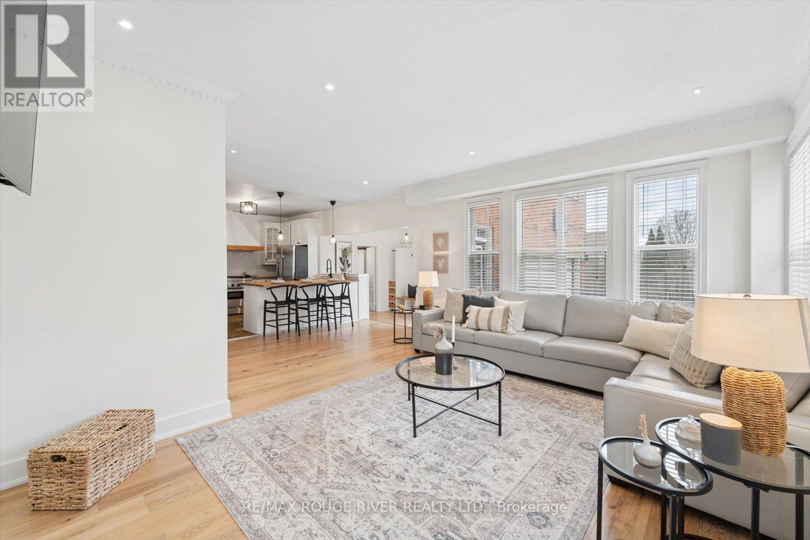 58 Knox Crescent, Whitby, Ontario  L1M 1C9 - Photo 15 - E13028786