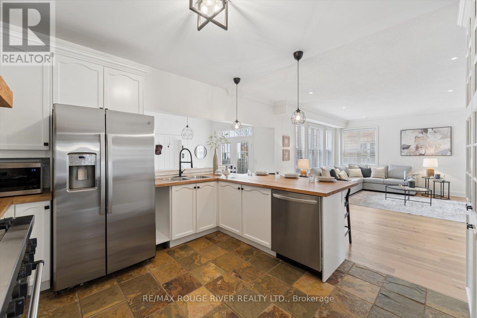 58 Knox Crescent, Whitby, Ontario  L1M 1C9 - Photo 19 - E13028786