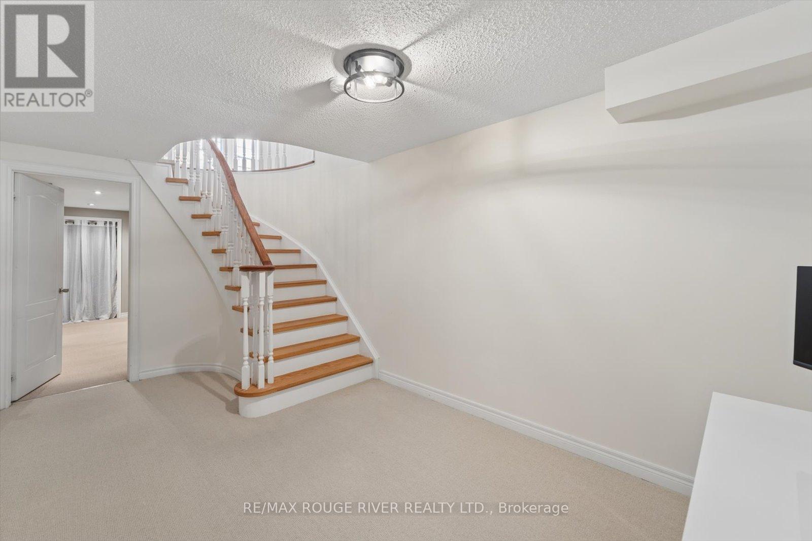 58 Knox Crescent, Whitby, Ontario  L1M 1C9 - Photo 40 - E13028786