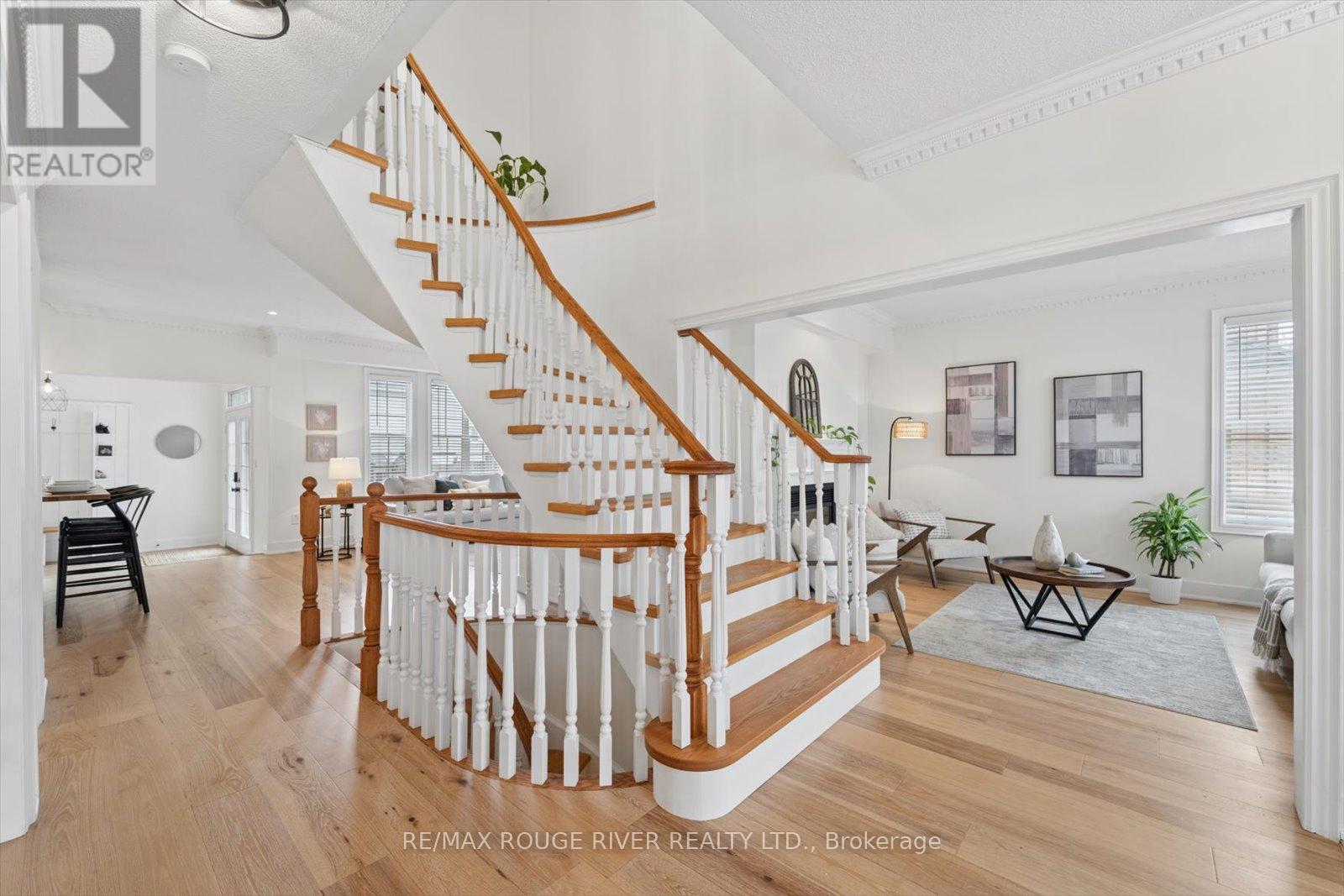 58 Knox Crescent, Whitby, Ontario  L1M 1C9 - Photo 6 - E13028786