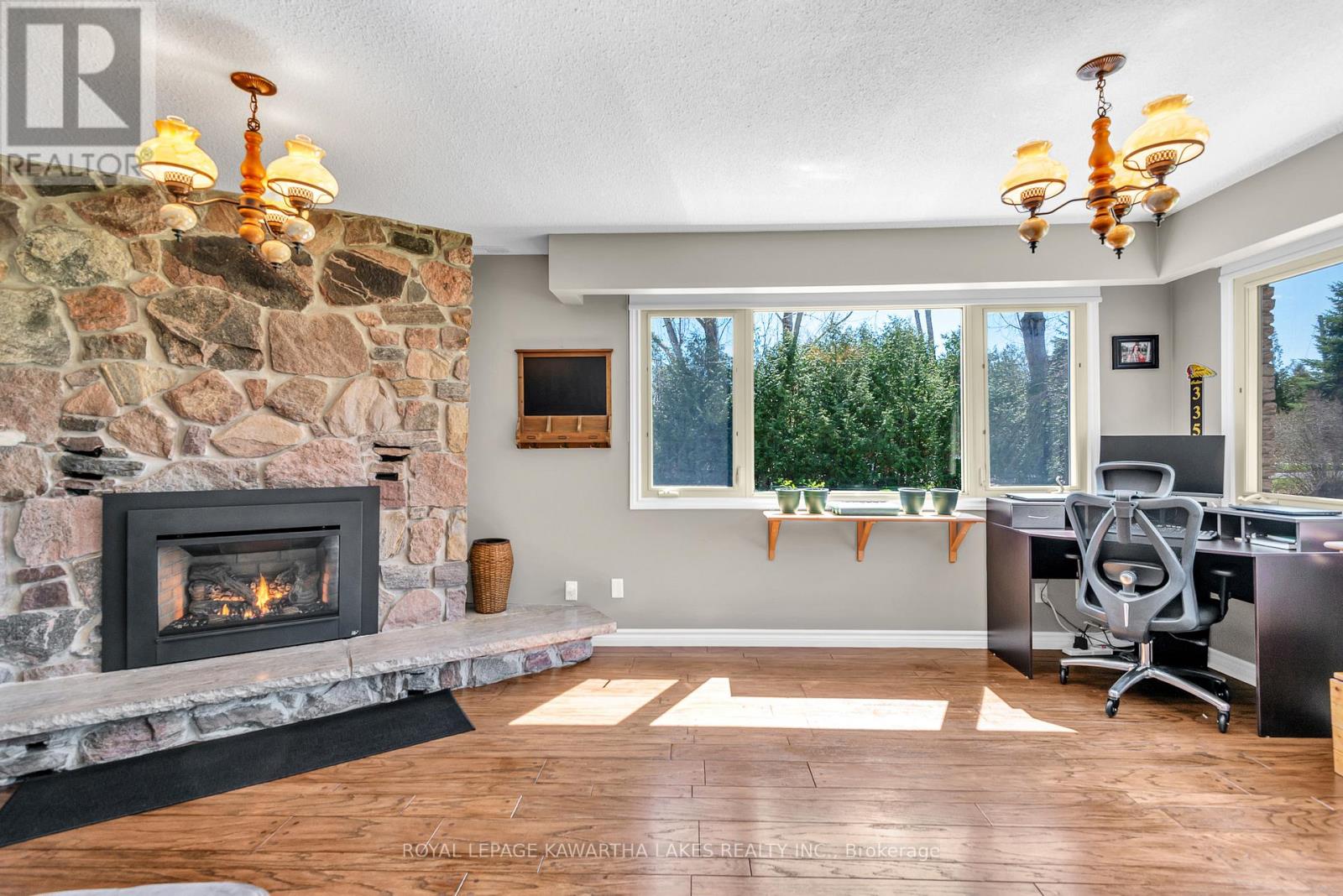 328 Cedar Glen Road, Kawartha Lakes, Ontario  K0M 1L0 - Photo 11 - X13028678