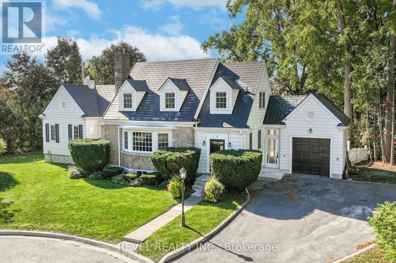 13 SYLVAN CRESCENT, Kawartha Lakes, Ontario